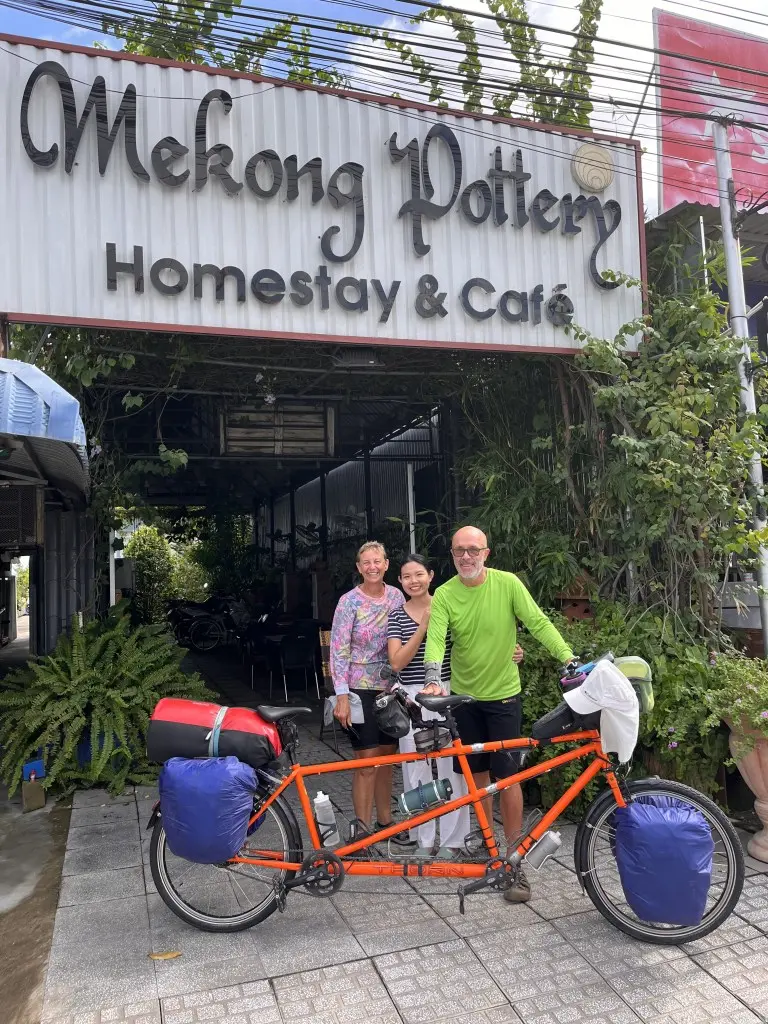 Homestay address to show shuttle driver