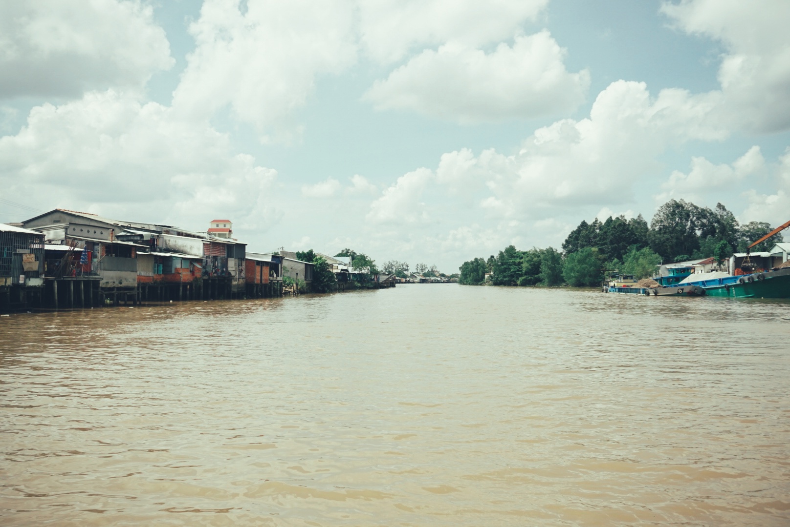 Co Chien River cruise