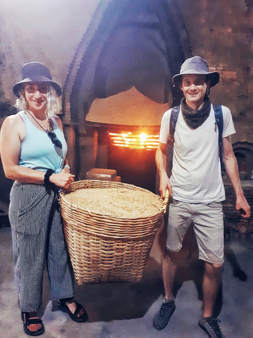 Rice cracker oven